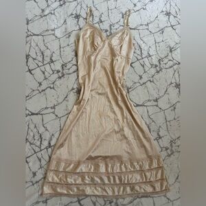 Vintage  Sears Lingerie Slip Dress Sz 34 Cream Blend Lace Trim, 100% Antron